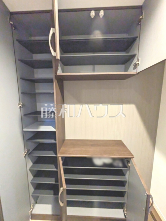 玄関収納　【西東京市芝久保町１丁目】