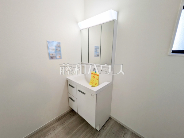 1号棟　洗面室　【福岡市南区中尾２丁目】