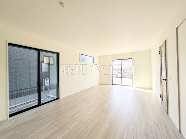 1号棟　リビング　【福岡市南区中尾２丁目】