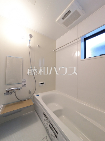 浴室　【八王子市元八王子町１丁目】