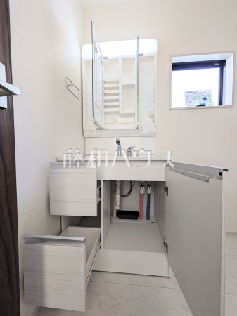 1号棟　洗面室　【府中市北山町２丁目】