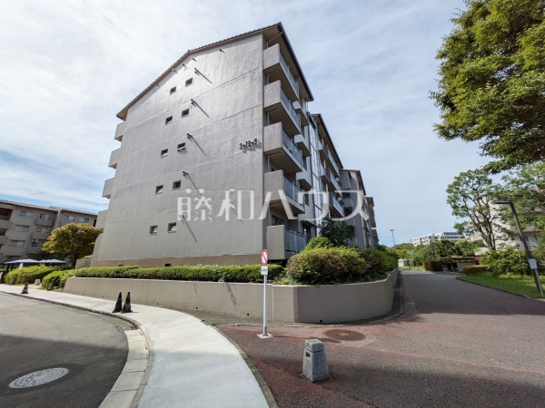 外観　【グリーンメゾン鶴牧5号棟】