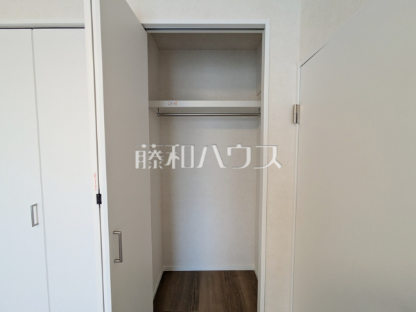 収納　【グリーンメゾン鶴牧5号棟】