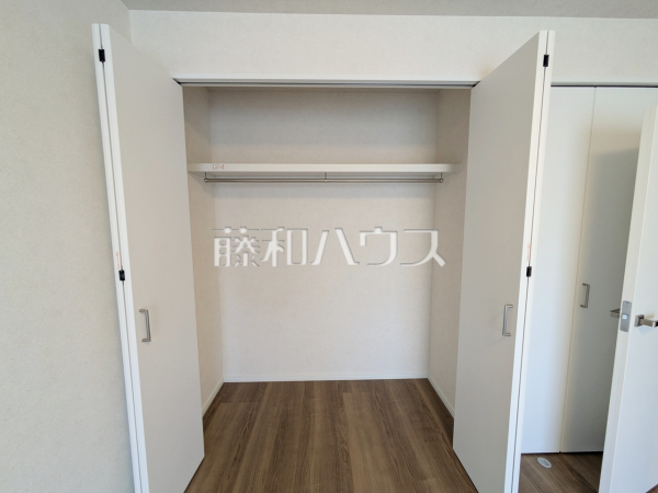 収納　【グリーンメゾン鶴牧5号棟】