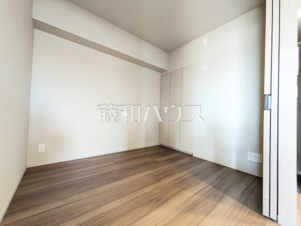 ≪居室≫部屋の雰囲気や広さ・眺望・間取りの使い勝手など、是非一度、ご自身の目で確かめてみてください。　【アトラスシティ千歳烏山グランスイート　風ノ棟】
