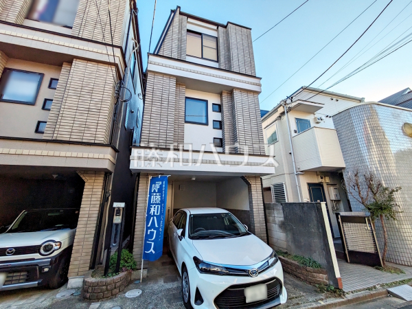 ≪外観≫京王線「芦花公園」駅 徒歩5分☆この恵まれたロケーションによる幸福感は、毎朝の通勤時にしっかりと感じられるのではないでしょうか。　【世田谷区南烏山１丁目】