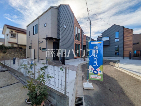 接道状況および現場風景　【世田谷区祖師谷６丁目】 平日のご案内も可能です。まずはお気軽にお問合せ下さいませ。 