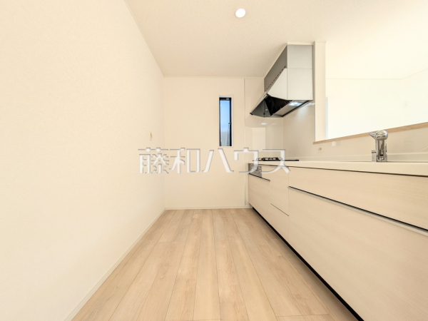 2号棟　キッチン　【新座市畑中２丁目】