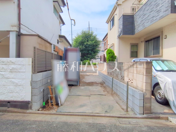 外観　【練馬区大泉町４丁目】