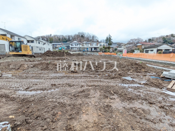 現場風景　【八王子市川口町】造成の工事中です。