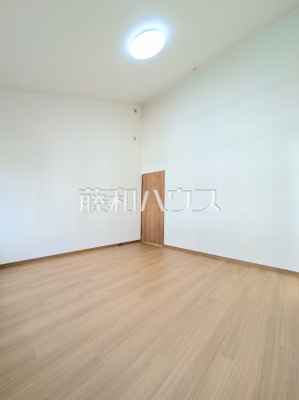 居室　【ベルコリーヌ南大沢第6号棟】