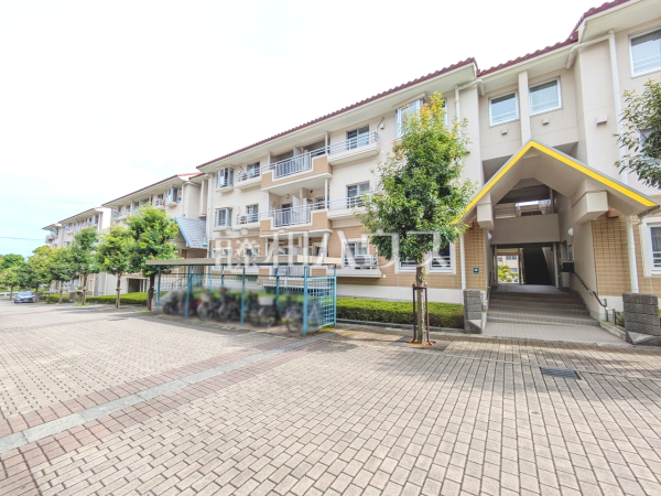 外観　【ベルコリーヌ南大沢第6号棟】