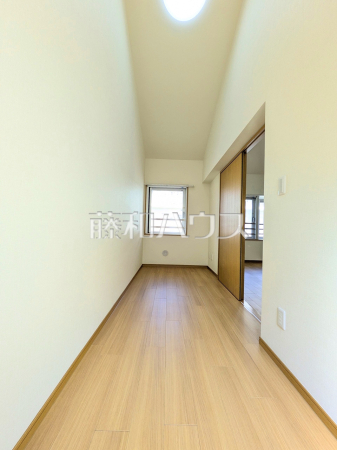 居室　【ベルコリーヌ南大沢第6号棟】