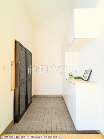 玄関　【ベルコリーヌ南大沢第6号棟】