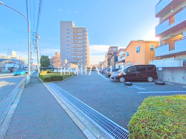 駐車場　【志木南パーク・ホームズ】