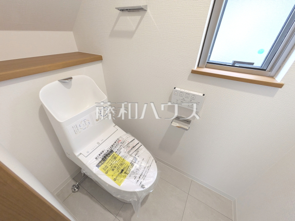 トイレ　【三鷹市牟礼７丁目】