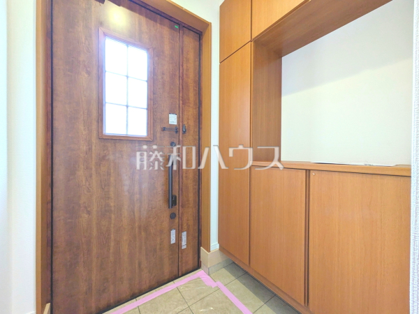 玄関　【三鷹市牟礼７丁目】