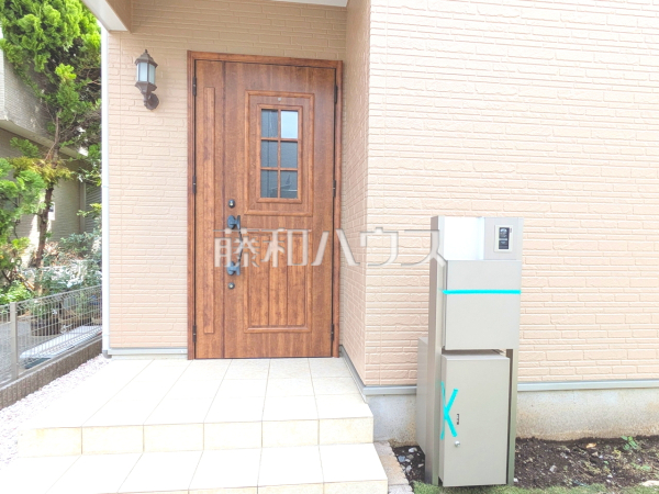 玄関　【三鷹市牟礼７丁目】