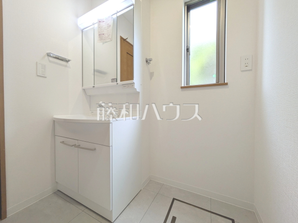 洗面室　【三鷹市牟礼７丁目】