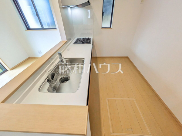 F号棟　キッチン　【東村山市恩多町３丁目】