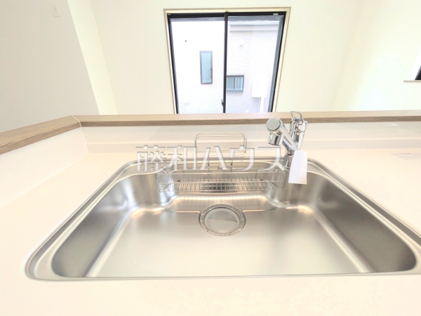 D号棟　キッチン　【東村山市恩多町３丁目】