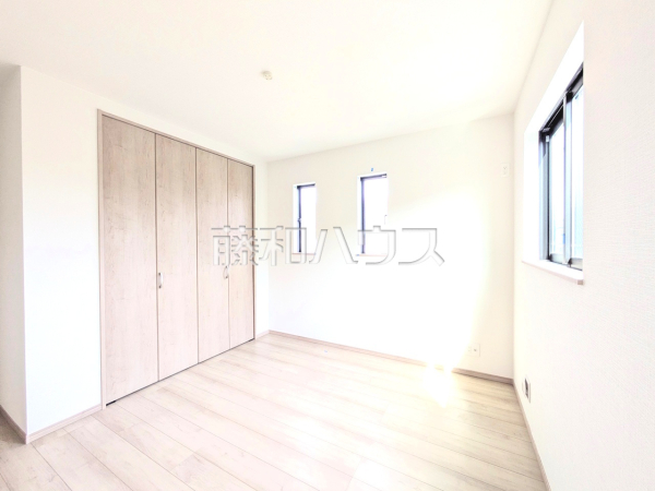 E号棟　居室　【東村山市恩多町３丁目】