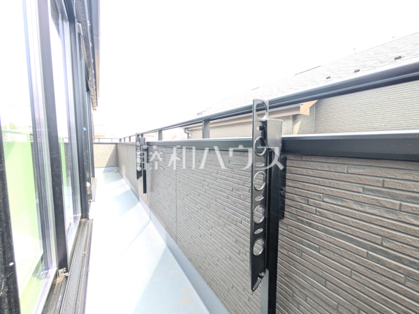 E号棟　バルコニー　【東村山市恩多町３丁目】