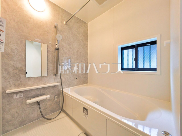 F号棟　浴室　【東村山市恩多町３丁目】