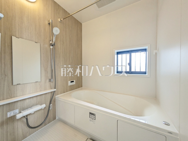 B号棟　浴室　【東村山市恩多町３丁目】