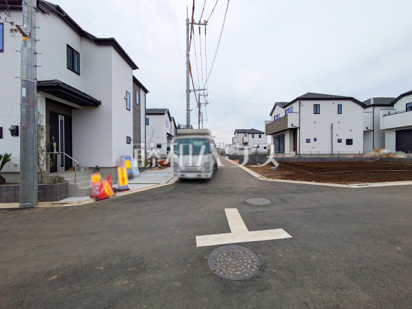接道状況および現場風景　【東久留米市南沢４丁目】