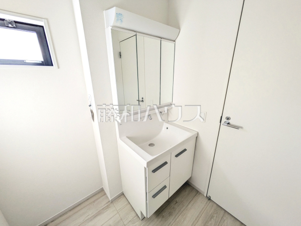 2号棟　洗面室　【福岡市東区千早１丁目】