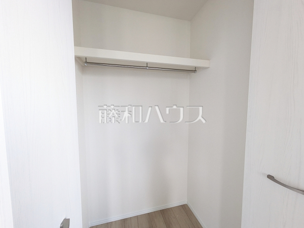 B号棟　収納　【春日井市石尾台２丁目】