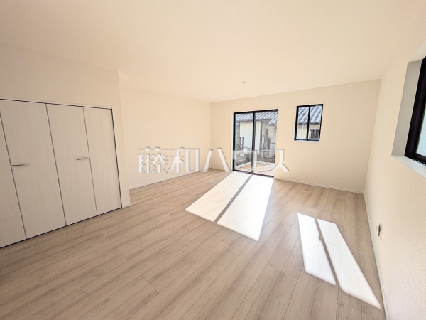 B号棟　リビング　【春日井市石尾台２丁目】