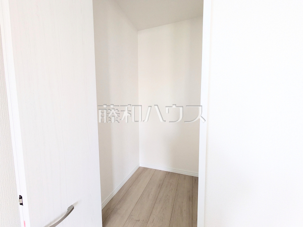 B号棟　収納　【春日井市石尾台２丁目】