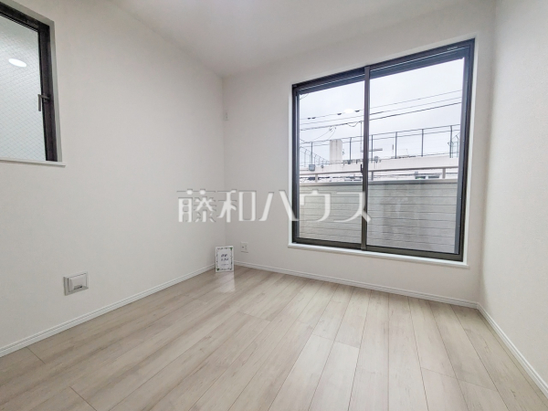 居室　【八王子市台町２丁目】