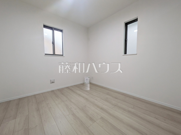 居室　【八王子市台町２丁目】