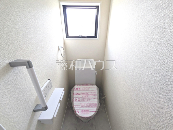 1号棟　トイレ　【福岡市南区長住５丁目】