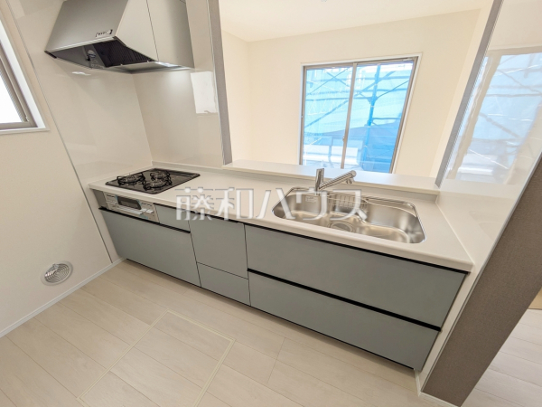 2号棟　キッチン　【福岡市南区長住５丁目】