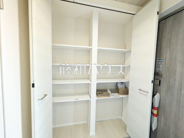 2号棟　収納　【福岡市南区長住５丁目】