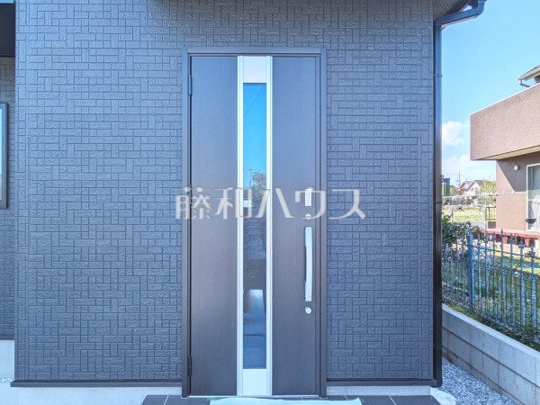 1号棟　玄関　【昭島市大神町１丁目】