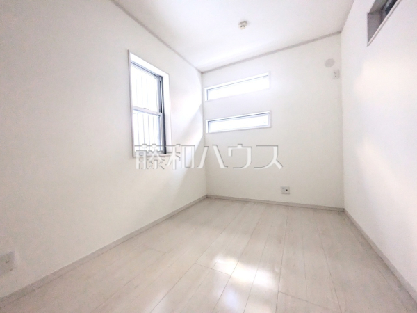 居室　【和光市中央１丁目】