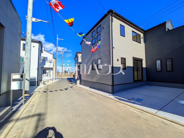 接道状況および現場風景 【富士見市渡戸1丁目】 接道状況および現場風景 【富士見市渡戸1丁目】