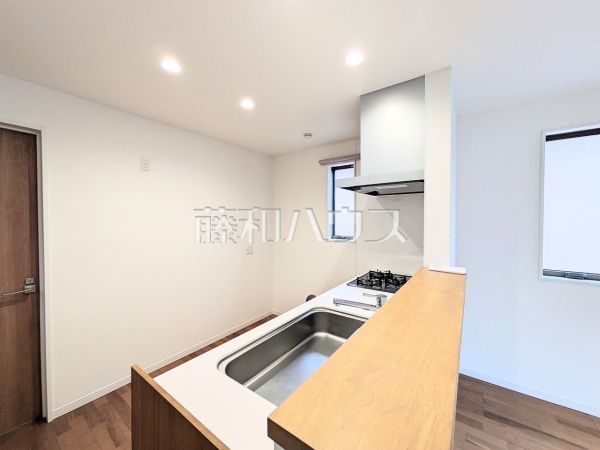 キッチンカウンター　【西東京市新町６丁目】