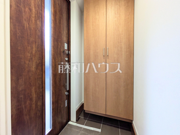 玄関　【西東京市新町６丁目】