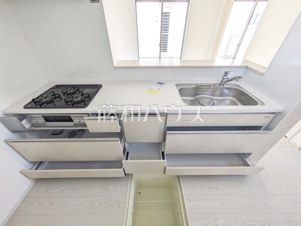 2号棟　キッチン　【福岡市東区美和台４丁目】