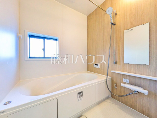 B号棟　浴室　【新座市栗原１丁目】