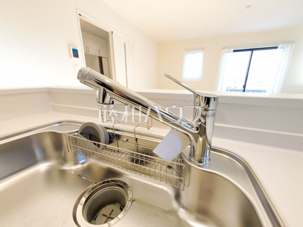 B号棟　キッチン　【新座市栗原１丁目】
