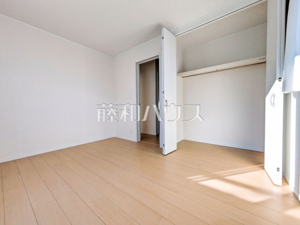 B号棟　居室　【新座市栗原１丁目】