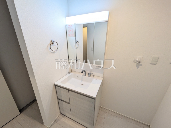 3号棟　洗面室　【北名古屋市中之郷八反】