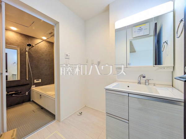 4号棟　洗面室　【北名古屋市中之郷八反】